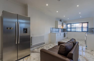 Caerphilly Road, Birchgrove, Cardiff - Image 3